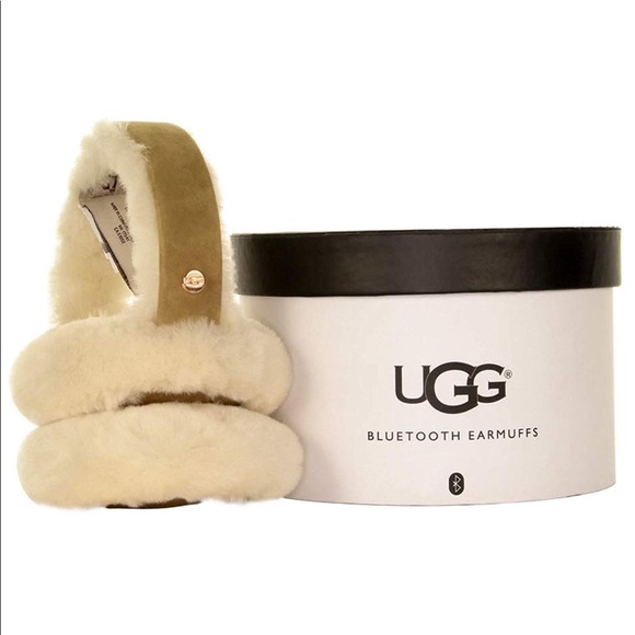 UGG EARMUFFS BLUETOOTH SHEEPSKIN  NWOB - Picture 7 of 7